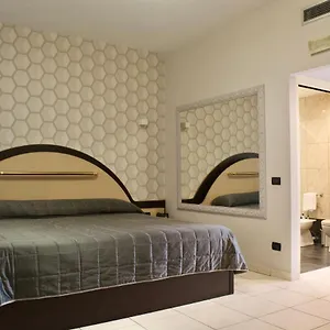 https://hotel-motel-autosole-2.italymilanhotels.net