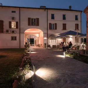 https://claudio-rooms.emilia-romagnahotels.net